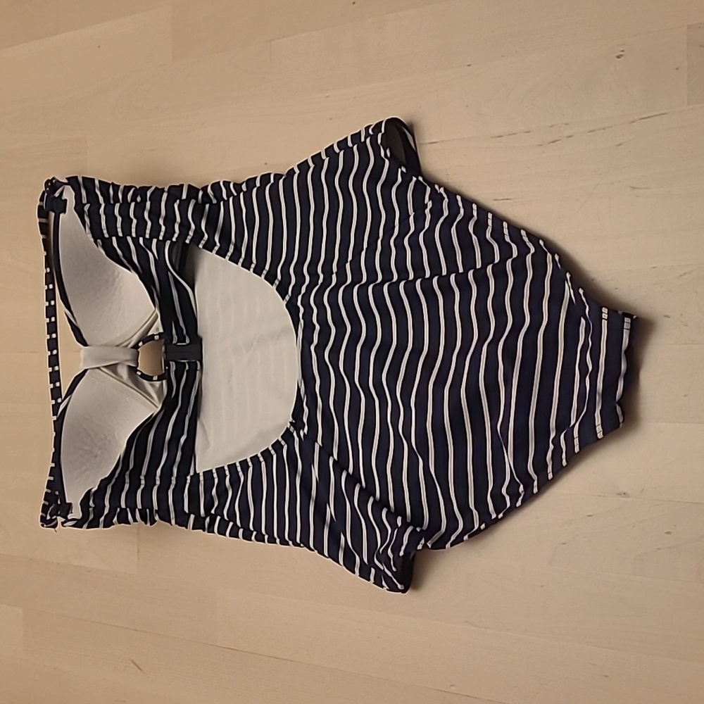 LIKE NEW Moontide Nautical Navy and White Striped Built in Bra Swimsuit - Picture 7 of 13